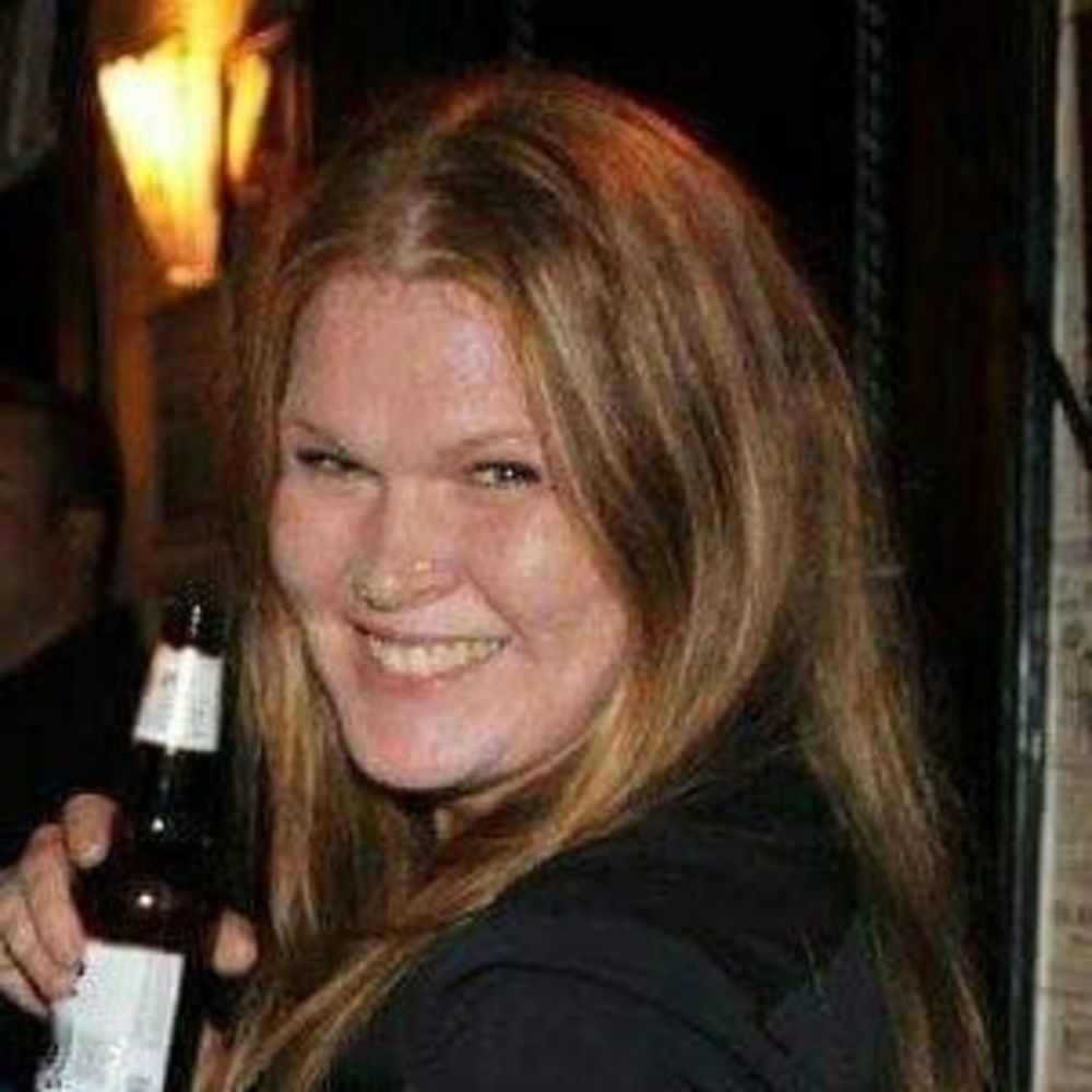 Meet your Posher, Leigh